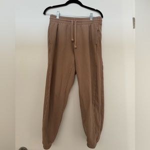 Aritzia boyfriend sweatpants